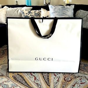 XXL Gucci shopping bag